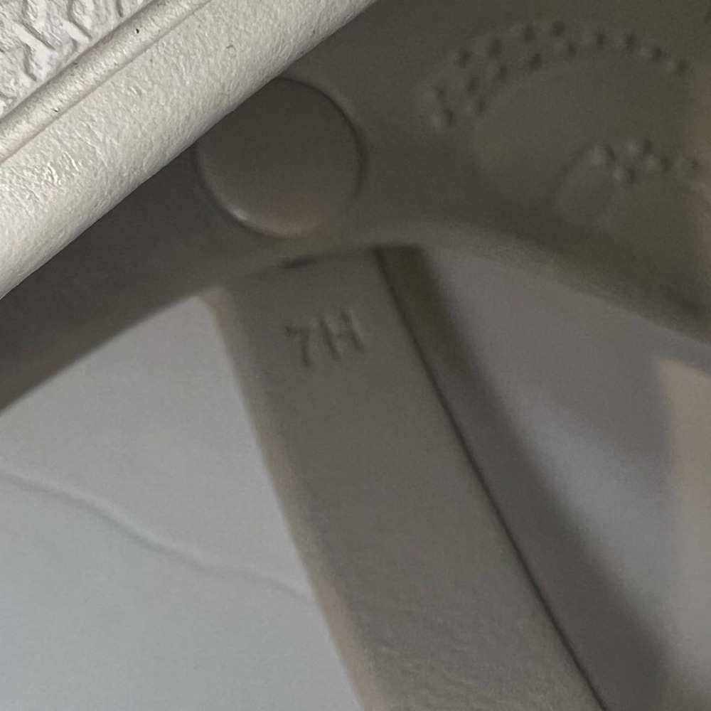 Skechers Arch Fit Crocs-Like Sandals - Picture 12 of 15
